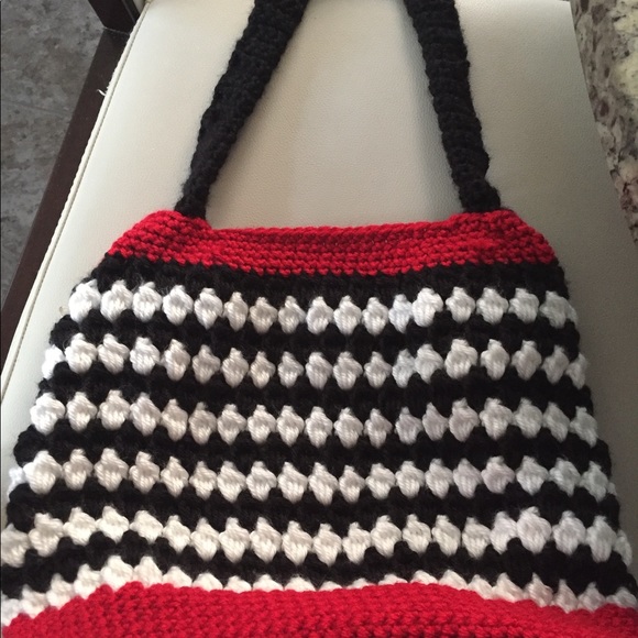 Meet your posher - Picture 3 of 15